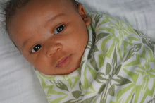 Load image into Gallery viewer, Green Geometric Muslin Swaddle Blanket