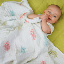 Load image into Gallery viewer, Feathers Muslin Swaddle Blanket