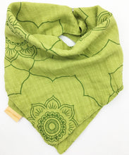 Load image into Gallery viewer, Lime Mandala - bandi bib