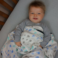 Load image into Gallery viewer, Hot Air Baloons Double Layer Blanket 50"x50" made from Bamboo, muslin, nursing cover, large size light weight blanket