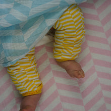 Load image into Gallery viewer, Herringbone Yellow &amp; White Baby Leg Warmers
