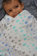 Load image into Gallery viewer, Hot Air Balloons Muslin Swaddle Blanket
