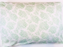 Load image into Gallery viewer, Standard Muslin Pillowcase (choice of pattern)
